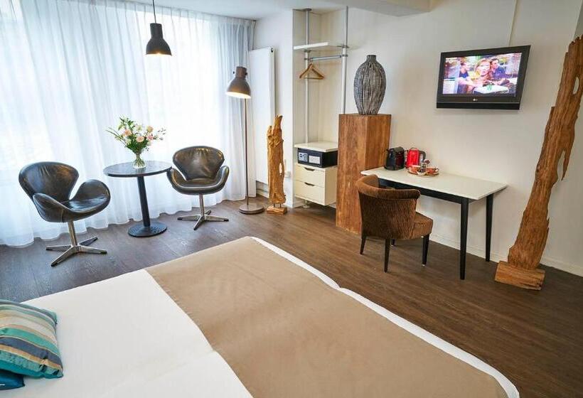Номер Superior, Saillant Hotel Maastricht City Centre   Auping Hotel Partner