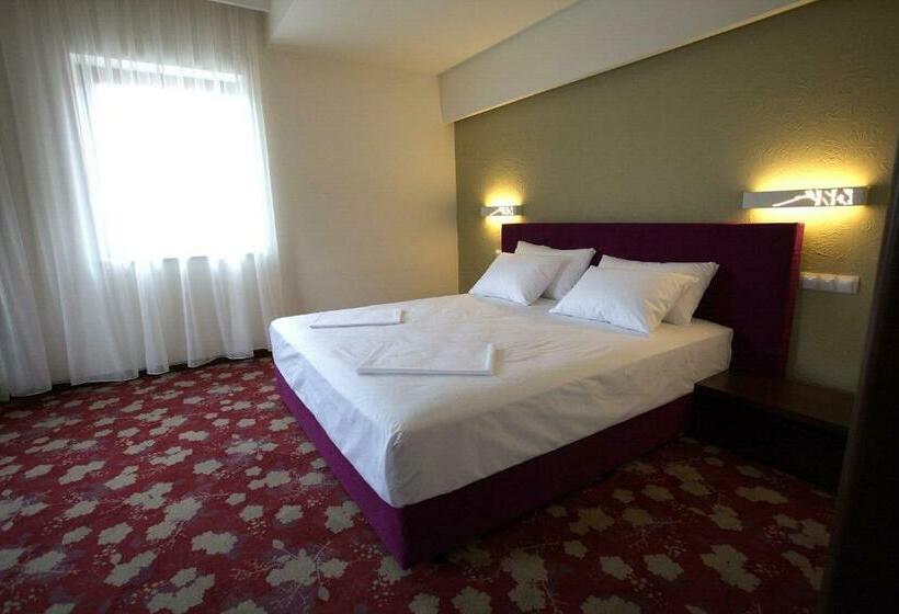 اتاق استاندارد یک نفره, Relax Craiova