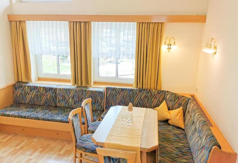 Апартаменты 2 Спальни с Балконом, Vital  & Familienhotel Angerwirt