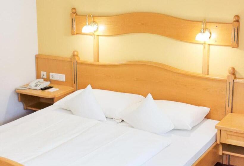Апартаменты 2 Спальни с Балконом, Vital  & Familienhotel Angerwirt