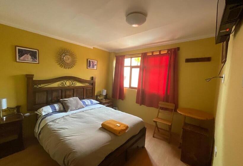اتاق لوکس, La Casa De Zarela