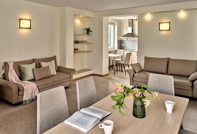 １ベッドルームのデラックスアパートメント, Apartamenty Media Park