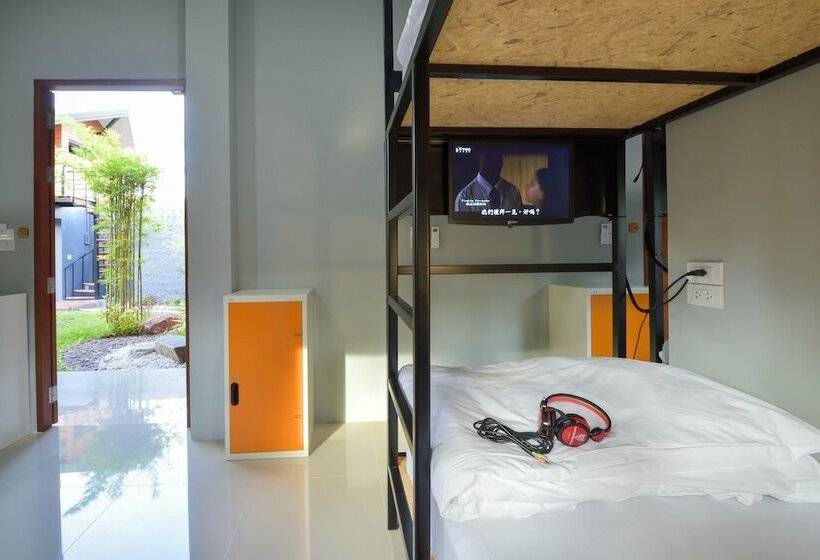 Кровать в Общей Комнате, Sirinsamui Boutique Hostel