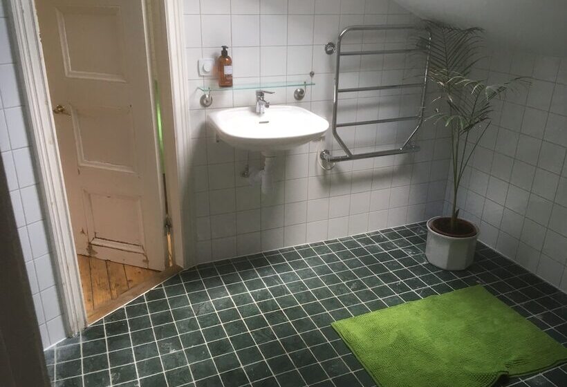 Номер Стандарт, Stockholm B&b Cottage