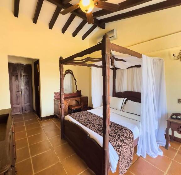 Номер Стандарт с Балконом, Nueva Granada Hotel Colonial  Centro Histórico