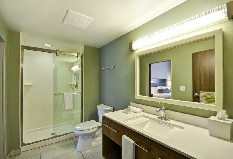 Люкс Кровать Кинг, Home2 Suites By Hilton  St. Simons Island