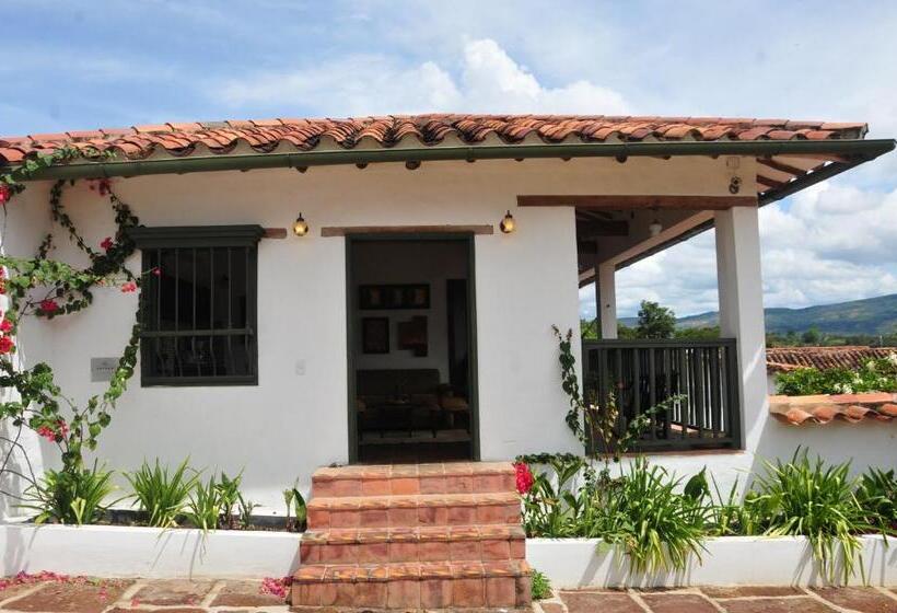 Люкс, Mision Santa Barbara Rnt 4799