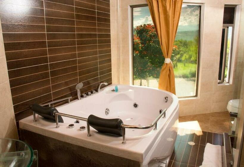 Номен Superior с Гидромассажем, Monchuelo Spa