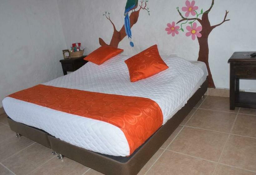 Quarto Estandar, Parque De Los Arrieros