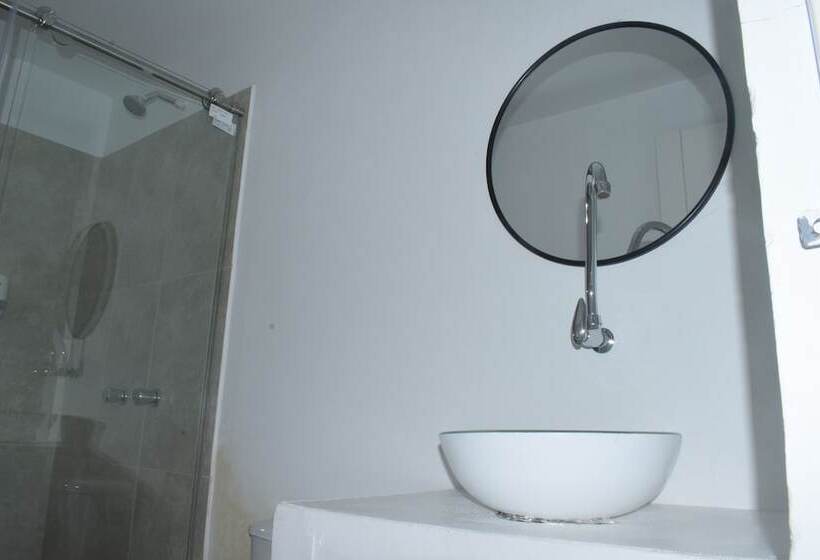 Quarto Estandar, Parque De Los Arrieros