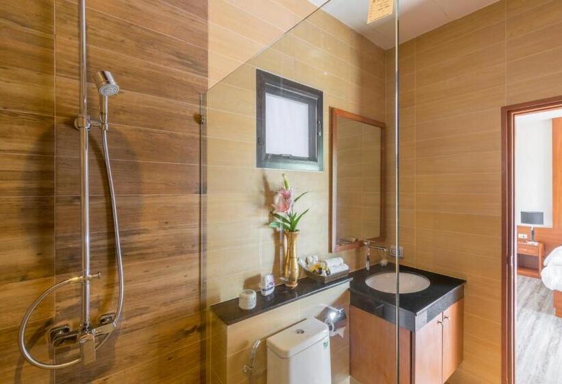 Вилла 3 Спальни с Бассейном, Rawayana West Villas & Kids Park