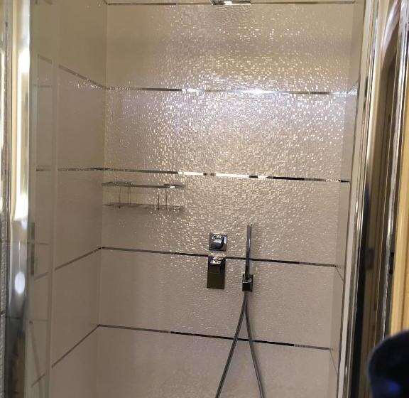 Трехместный Номер Комфорт, Demeure Des Vieux Bains
