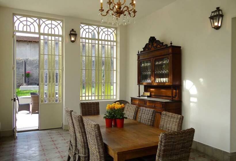 스위트, Bed & Breakfast L'orangerie