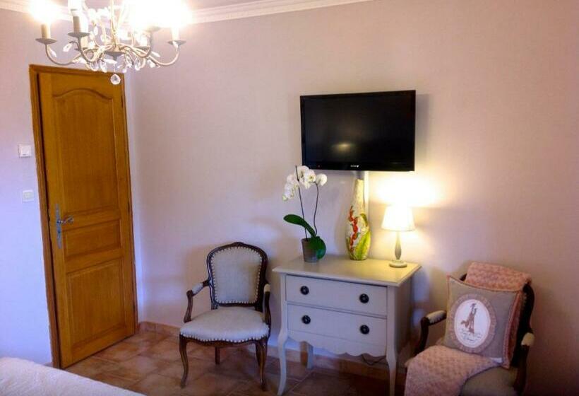 Апартаменты Deluxe 1 Спальня, Chambres D'hôtes Les Noisetiers