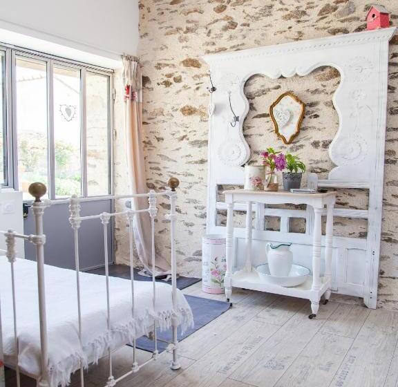 חדר סטנדרט לארבעה, Les Chambres De La Forge Des Collines