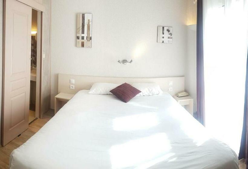 四人标准间, Hôtel La Bérangère