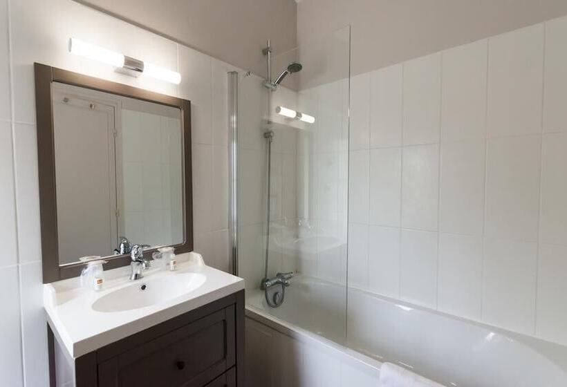 Номер Стандарт, Hôtel Relais Du Loir