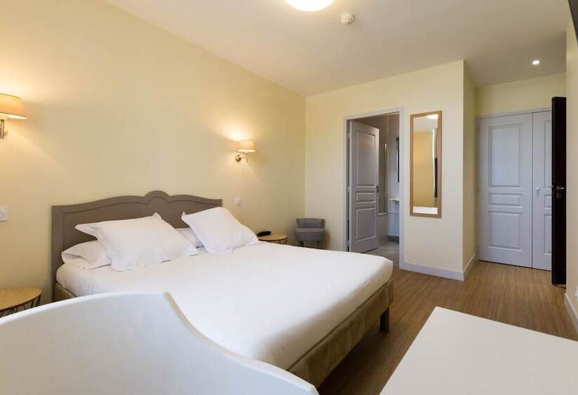 Номер Комфорт, Hôtel Relais Du Loir