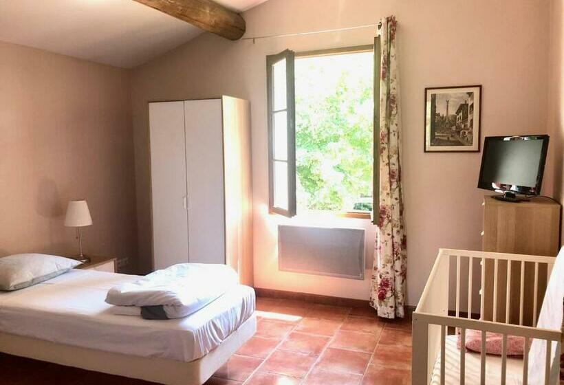 اتاق لوکس, B&b Villa Roumanille