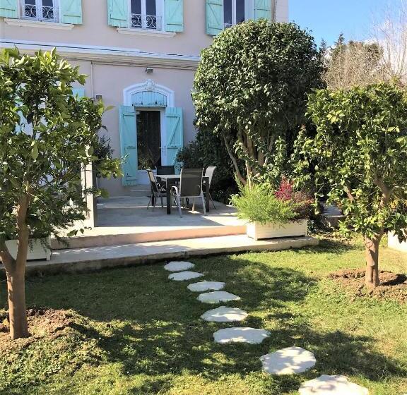 带2个卧室的高级公寓, Domaine De L'aufrene