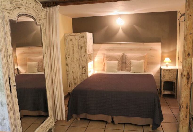 Четырехместный Номер Классик, La Jarbelle   Gîte Et Spa
