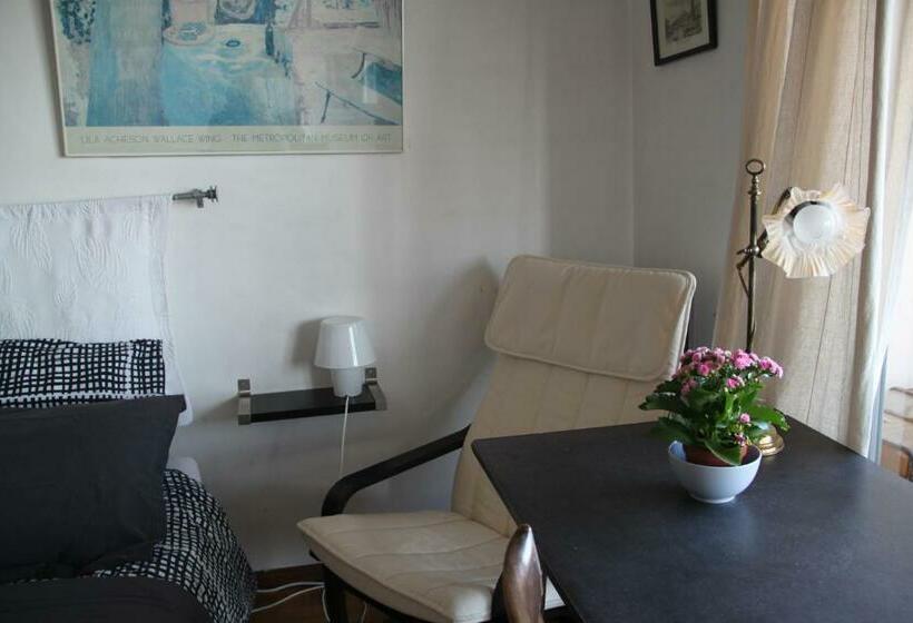 标准间, Les Hauts De Perrache