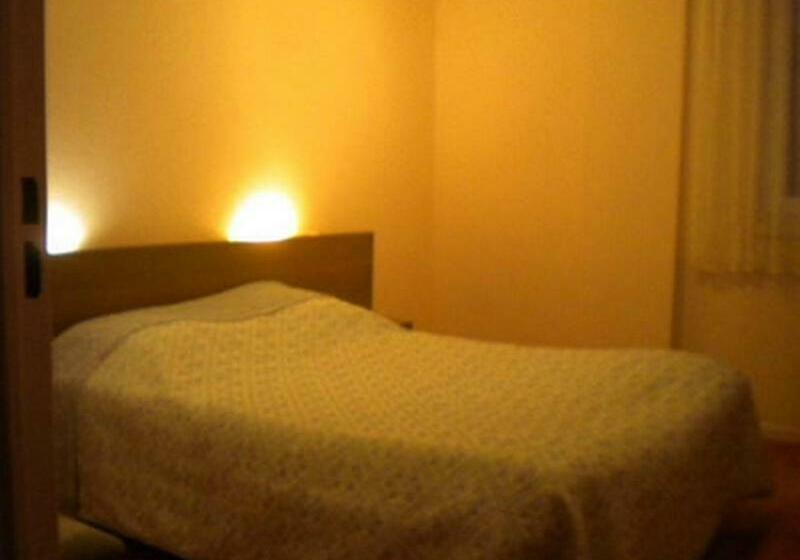 Quarto Triplo Estandar, Hôtel Du Ladhof