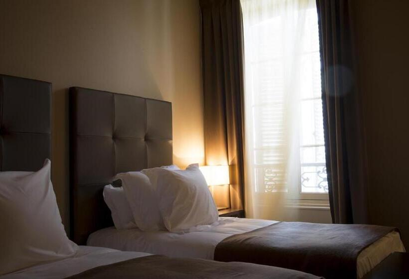 Классический Номер, Hôtel Ligaro