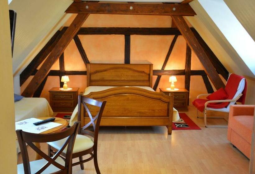 Номер Superior, Hôtel Restaurant à La Ville De Nancy