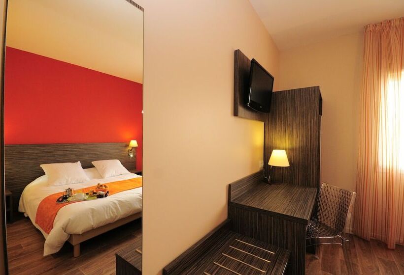 غرفة سوبيريور, Le Caiman