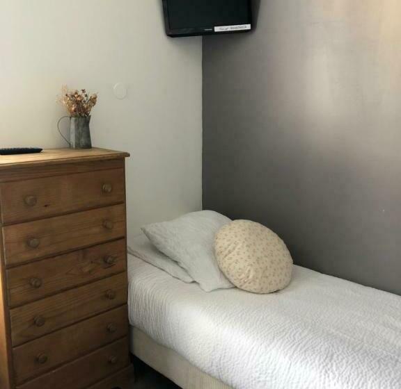 Трежместный Номер Economy, Le Cottage