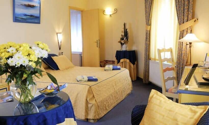 Family Suite, Les Reflets Jaunes