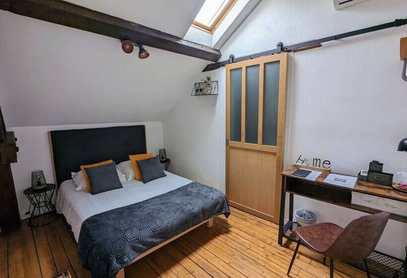 Номер Стандарт, Logis Hotel La Tourelle Du Beffroi