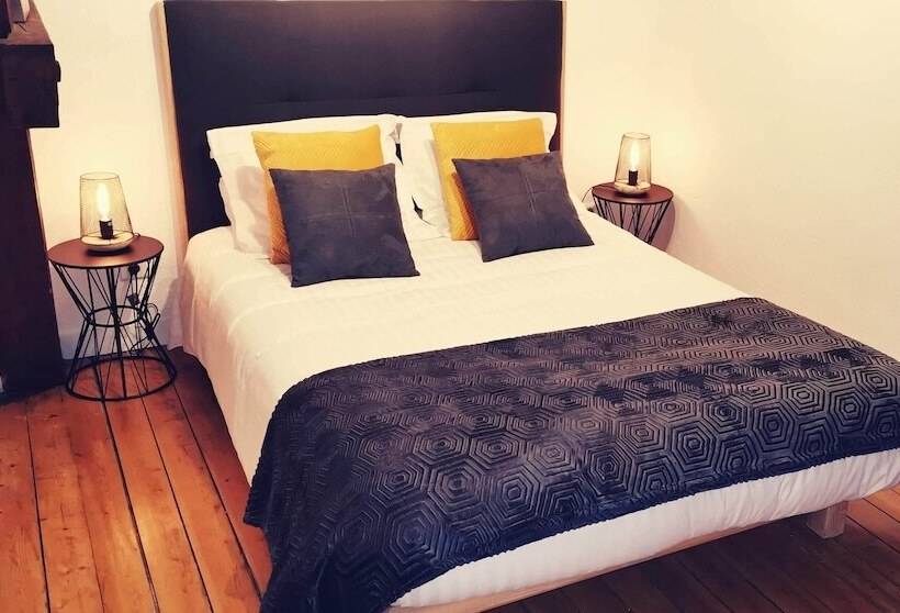 Номер Стандарт, Logis Hotel La Tourelle Du Beffroi