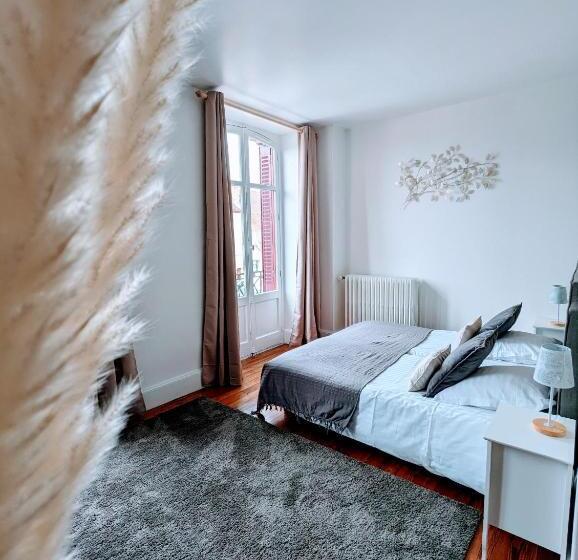 Номер Стандарт, Logis Hotel La Tourelle Du Beffroi