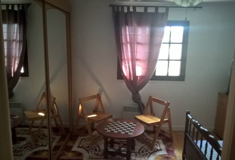 Quarto Estandar Banheiro Compartilhado, Parfums D'azur