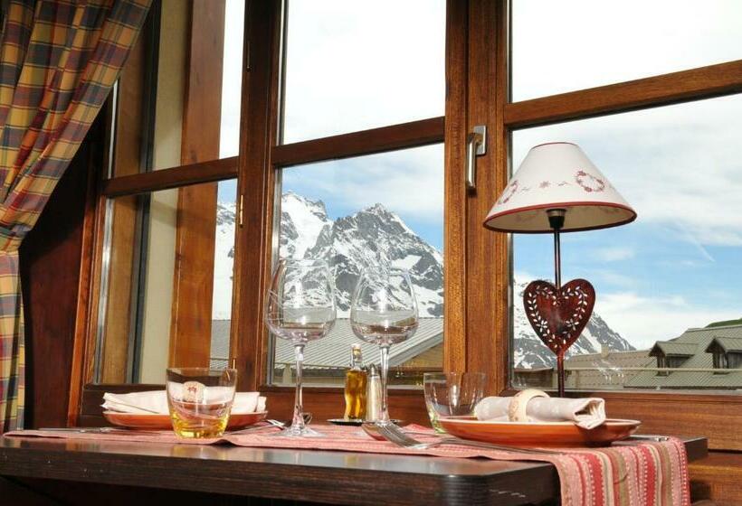 Номер Комфорт, Lautaret Lodge & Spa