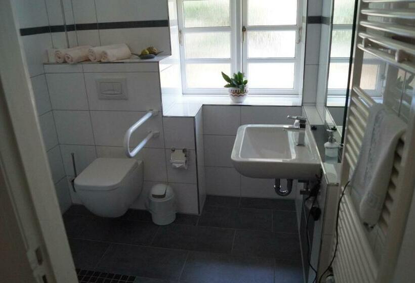 Дом 2 Спальни, Forsthaus Ferienhotel Am Dobrock