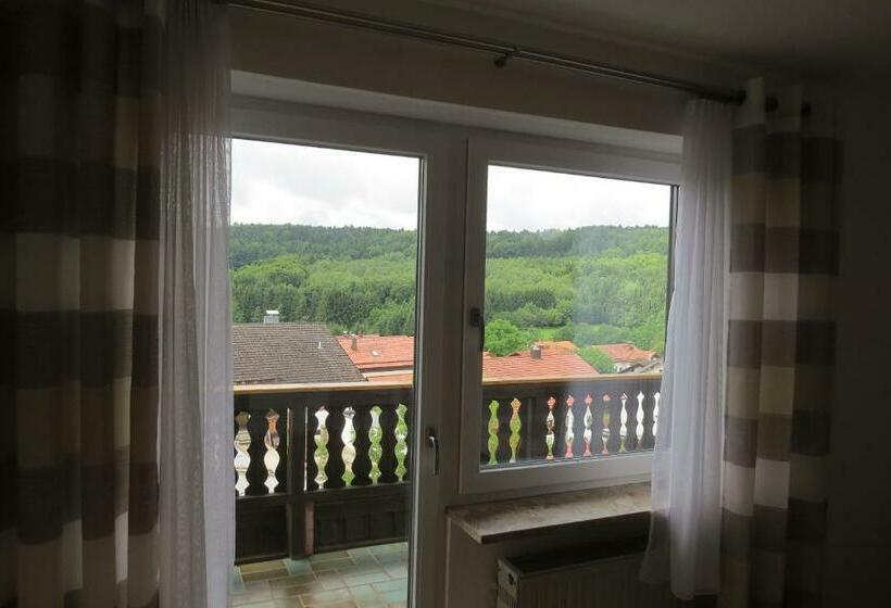 Номер Стандарт, Büchelsteiner Hof