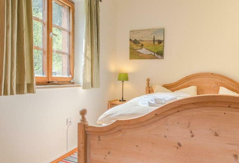 Apartamento 2 Dormitórios, Berggasthof Butzn Wirt