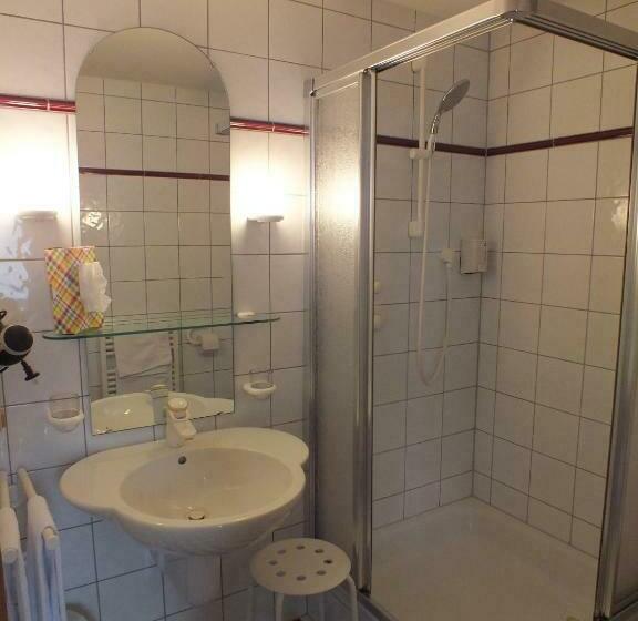 غرفة قياسية فردية, Gasthof Zum Weyssen Rössle