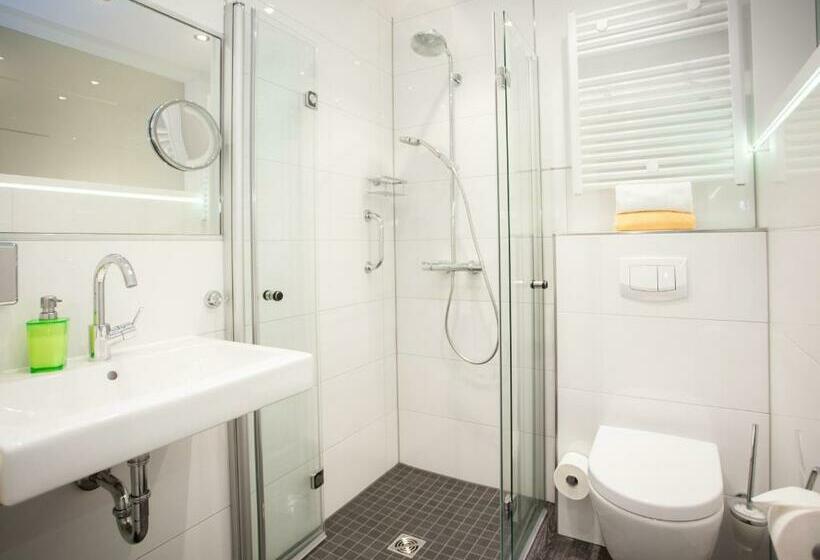 Quarto Estandar Individual, Landhaus Florian