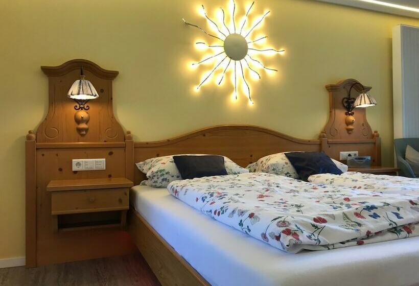 Quarto Estandar, Landhaus Florian