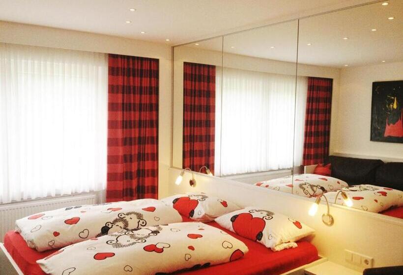 Quarto Triplo Estandar, Landhaus Florian