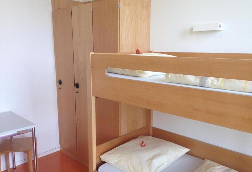 اتاق استاندارد چهار تخته, Jugendherberge Stuttgart Neckarpark