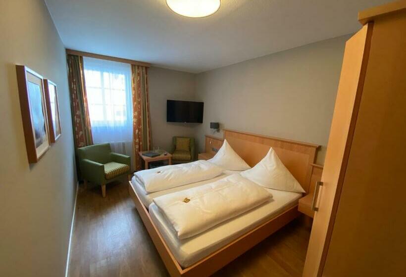 Номер Стандарт, Weingutshotel Piesporter Goldtröpfchen