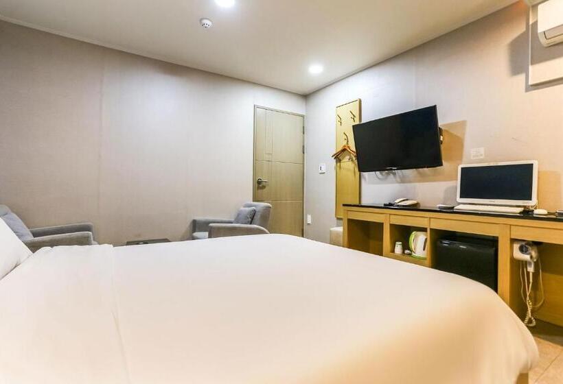 Номер Стандарт, Jeju Alliba
