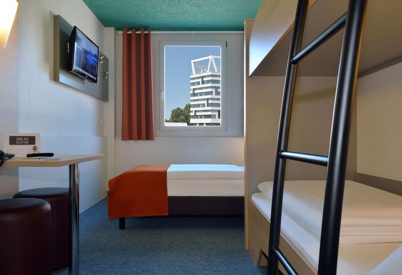 Номер Стандарт, B&b Hotel Freiburg Nord