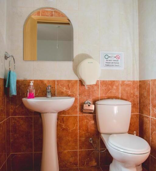 Апартаменты 2 Спальни с Балконом, Valentinos Apartments