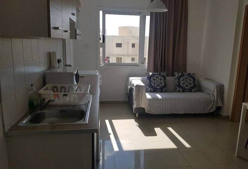 Апартаменты 1 Спальня с Балконом, Valentinos Apartments